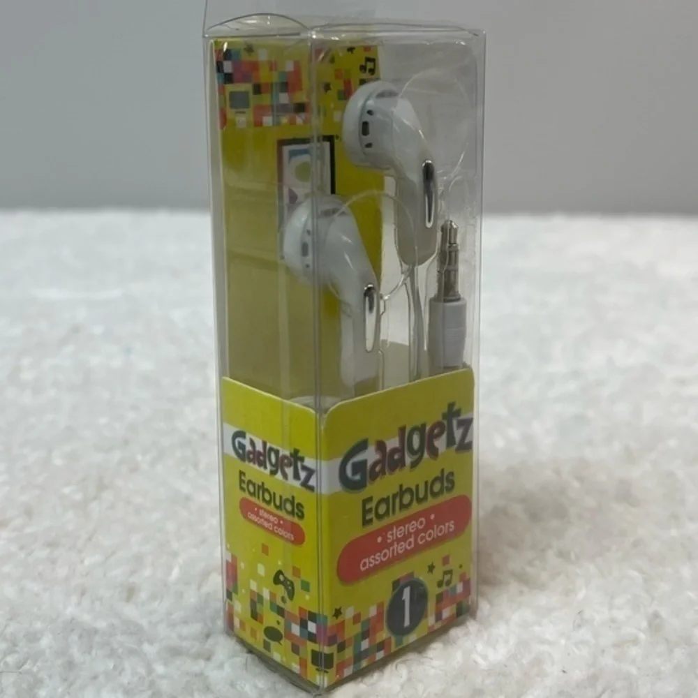 Gadgetz Stereo Earbuds - Picture 2 of 4